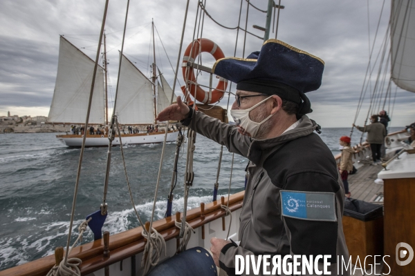 La Flottille des Pirates du Plastique à Marseille 