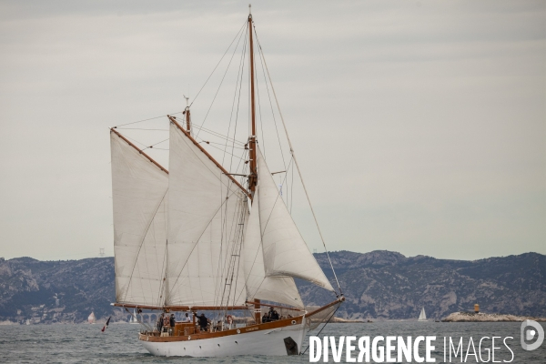 La Flottille des Pirates du Plastique à Marseille 