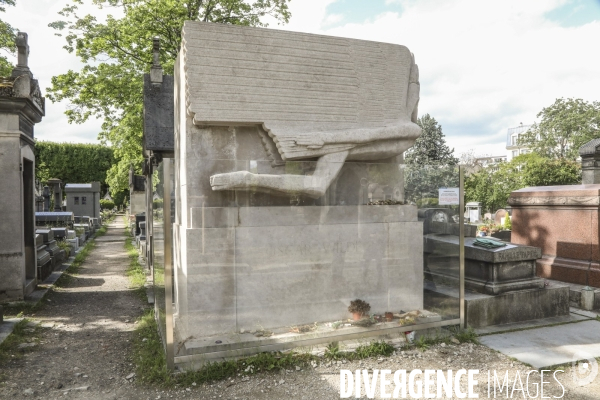 Personnalites du pere lachaise et rites divers