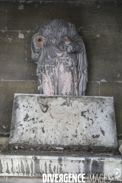 Personnalites du pere lachaise et rites divers