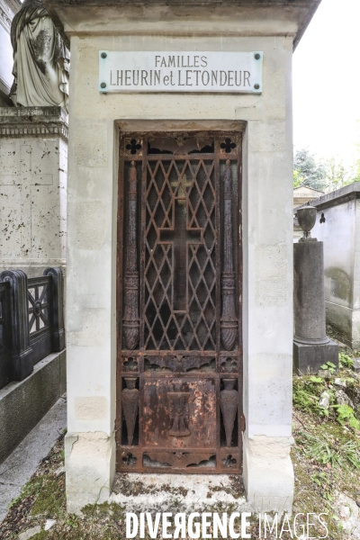 Pratiques vampire au pere lachaise