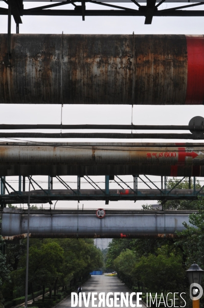 Shougang, le fleuron de l industrie métallurgique chinoise, déménage - The steel industry flagship Shougang relocates