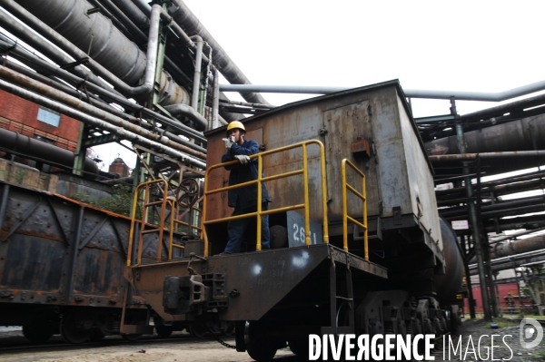 Shougang, le fleuron de l industrie métallurgique chinoise, déménage - The steel industry flagship Shougang relocates