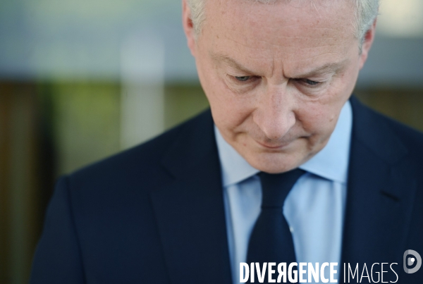 Bruno le Maire visite le Groupe RAFAUT spécialiste en équipements aéronautiques.