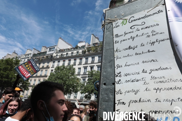 Cannaparade 2021 à Paris