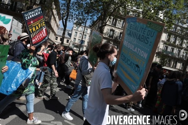 Cannaparade 2021 à Paris