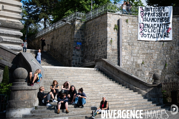 Lausanne - Manifestation contre la loi sur les mesures policières de lutte contre le terrorisme (MPT)