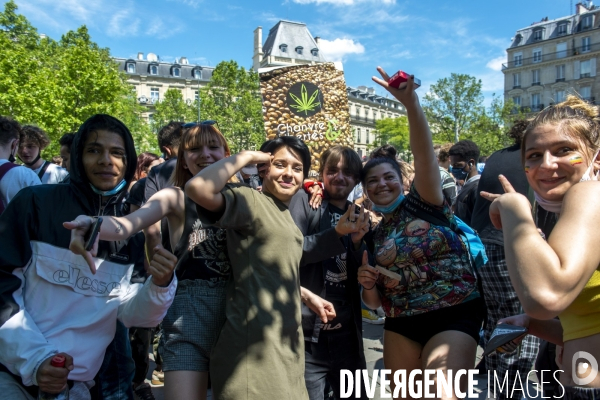 Cana Parade pour la légalisation