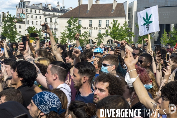 Cana Parade pour la légalisation