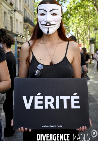 Protection animale, ANONYMOUS FOR THE VOICELESS. THE CUBE OF TRUTH dénonce la souffrance animale, les conditions de vie et de mort infligées par l humain. Animal protection.