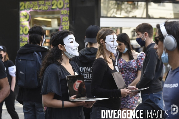 Protection animale, ANONYMOUS FOR THE VOICELESS. THE CUBE OF TRUTH dénonce la souffrance animale, les conditions de vie et de mort infligées par l humain. Animal protection.