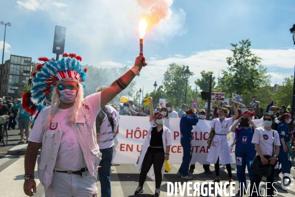 Le Collectif inter-hôpitaux manifeste