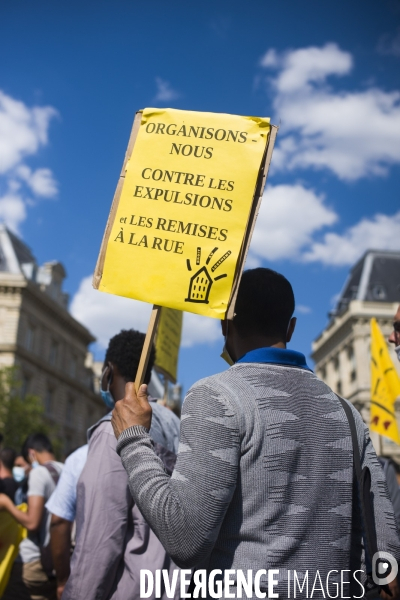 Manifestation du dal la veille de la fin de la treve hivernale.