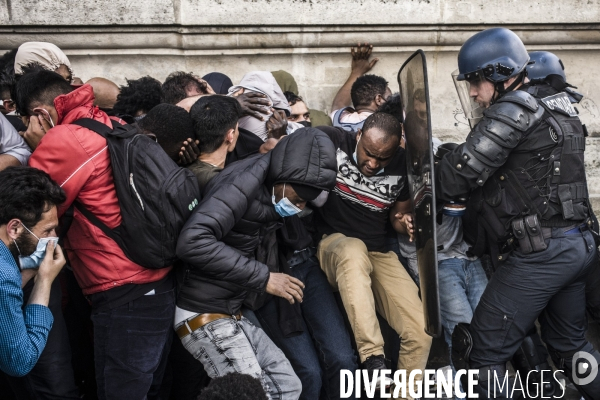 Manifestation du dal la veille de la fin de la treve hivernale.