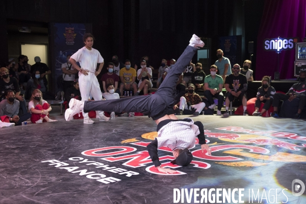 Battle - Red Bull BC One Cypher France B-Girls et B-Boys