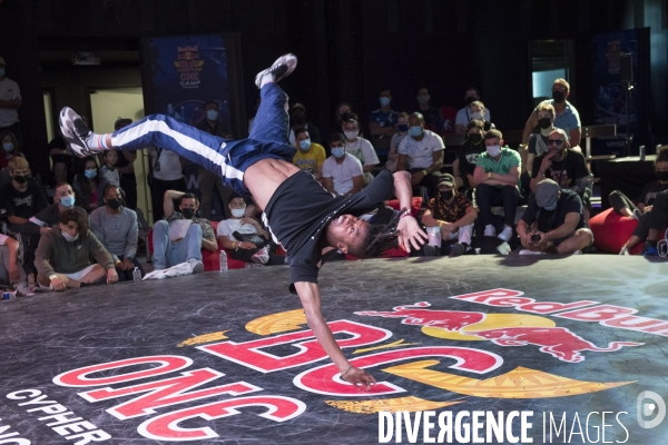 Battle - Red Bull BC One Cypher France B-Girls et B-Boys