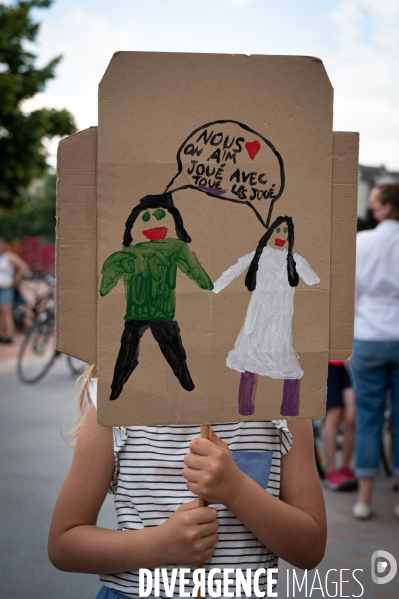 Appel à la grève féministe du 14 juin, à vélo - Genève