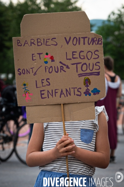 Appel à la grève féministe du 14 juin, à vélo - Genève