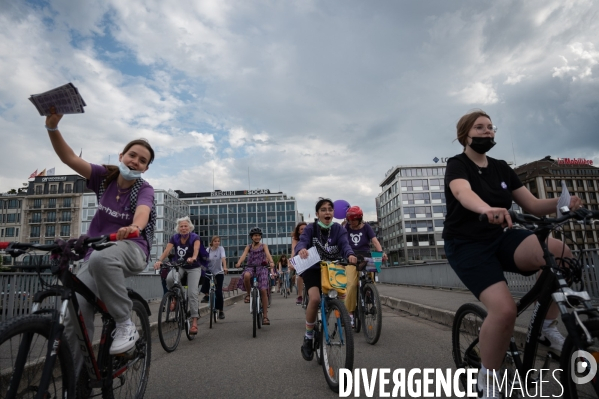 Appel à la grève féministe du 14 juin, à vélo - Genève