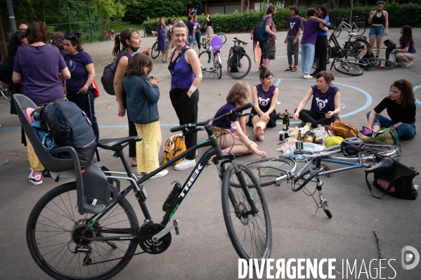 Appel à la grève féministe du 14 juin, à vélo - Genève