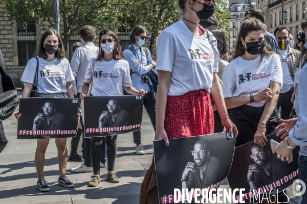 Rassemblement pour la libération d Olivier Dubois