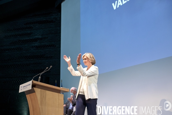 Valerie Pecresse, premier meeting physique regionales 2021