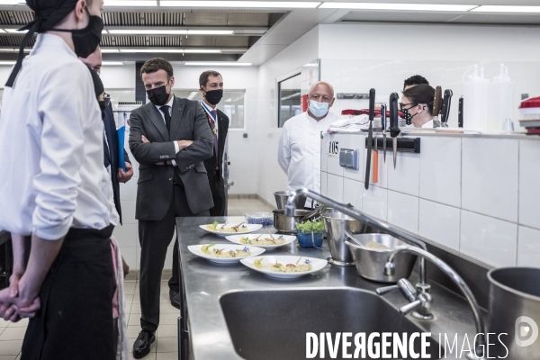 Déplacement d Emmanuel Macron dans la Drome.