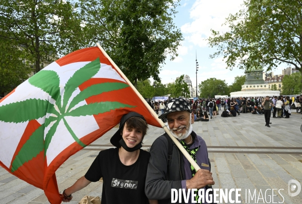 Cannaparade 2021. Marche Mondiale pour le Cannabis