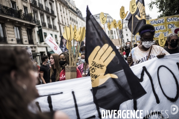 Marche des libertés contre les idées d extrême droite.