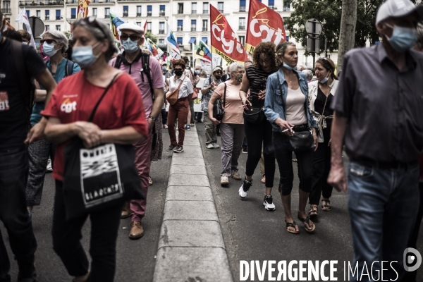 Marche des libertés contre les idées d extrême droite.