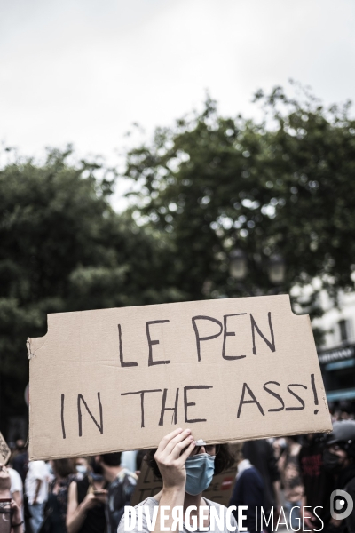 Marche des libertés contre les idées d extrême droite.