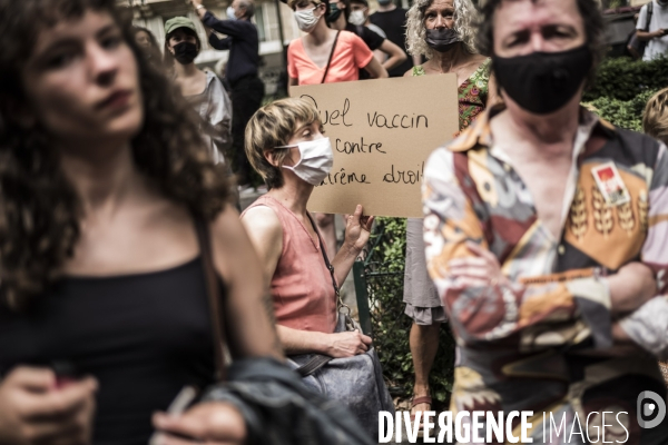 Marche des libertés contre les idées d extrême droite.