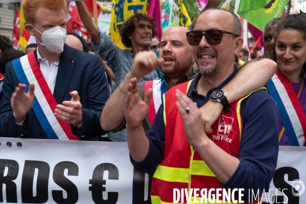 Manifestation contre les licenciements et la réfome des retraites