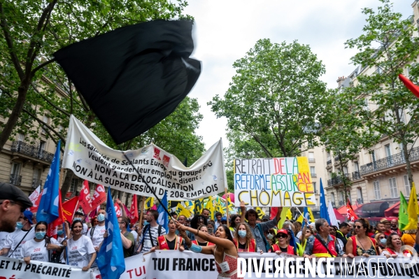 Manifestation contre les licenciements et la réfome des retraites