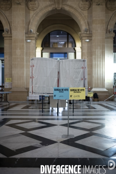 Jour de Vote à Marseille (régionale 2021)