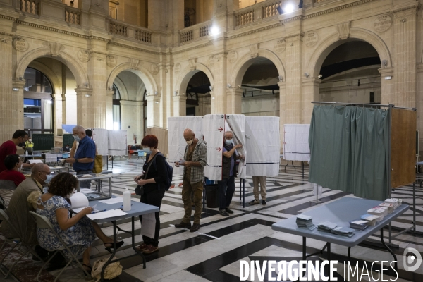 Jour de Vote à Marseille (régionale 2021)