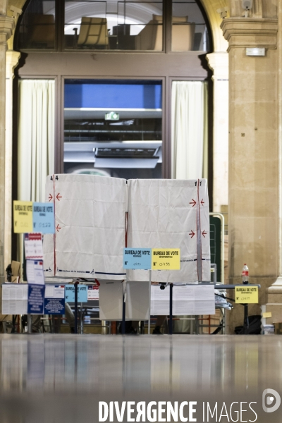 Jour de Vote à Marseille (régionale 2021)