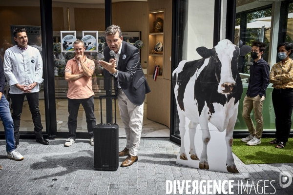 Arnaud Montebourg et les glaces