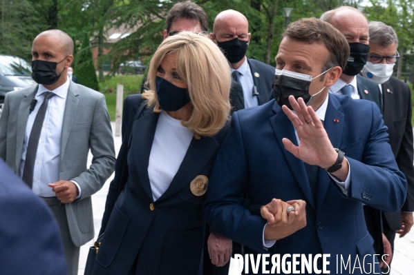 Vote d Emmanuel Macron aux élections départementales et régionales.