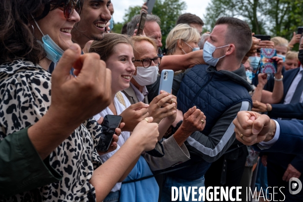 Vote d Emmanuel Macron aux élections départementales et régionales.