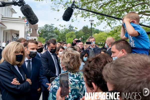 Vote d Emmanuel Macron aux élections départementales et régionales.
