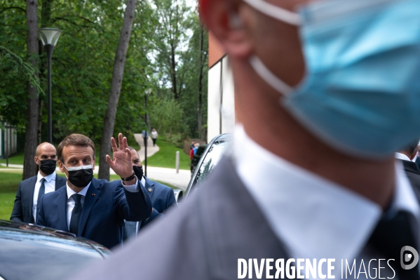 Vote d Emmanuel Macron aux élections départementales et régionales.