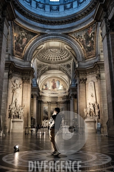 Statue of Loss / Faustin Linyekula / Panthéon