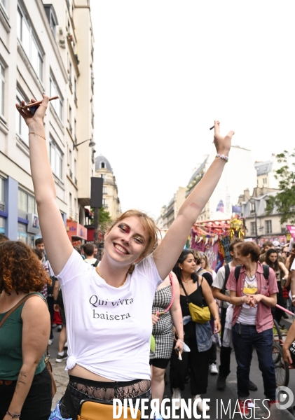 Portraits à la Marche des Fiertés 2021 à Paris. Pride March 2021 in Paris.