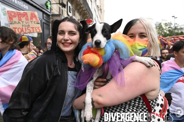 Portraits à la Marche des Fiertés 2021 à Paris. Pride March 2021 in Paris.