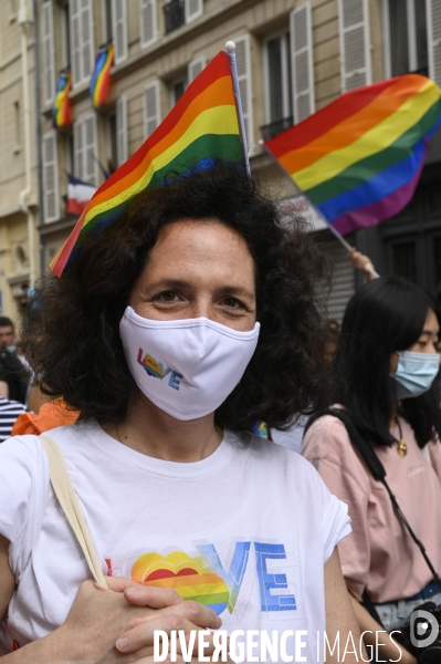 Portraits à la Marche des Fiertés 2021 à Paris. Pride March 2021 in Paris.