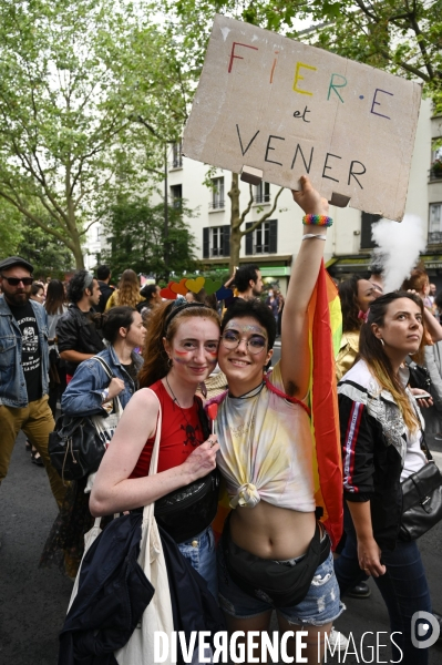 Portraits à la Marche des Fiertés 2021 à Paris. Pride March 2021 in Paris.