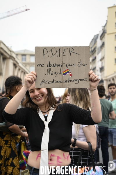 Portraits à la Marche des Fiertés 2021 à Paris. Pride March 2021 in Paris.