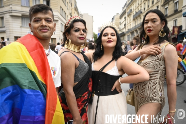 Portraits à la Marche des Fiertés 2021 à Paris. Pride March 2021 in Paris.