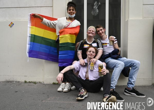 Portraits à la Marche des Fiertés 2021 à Paris. Pride March 2021 in Paris.